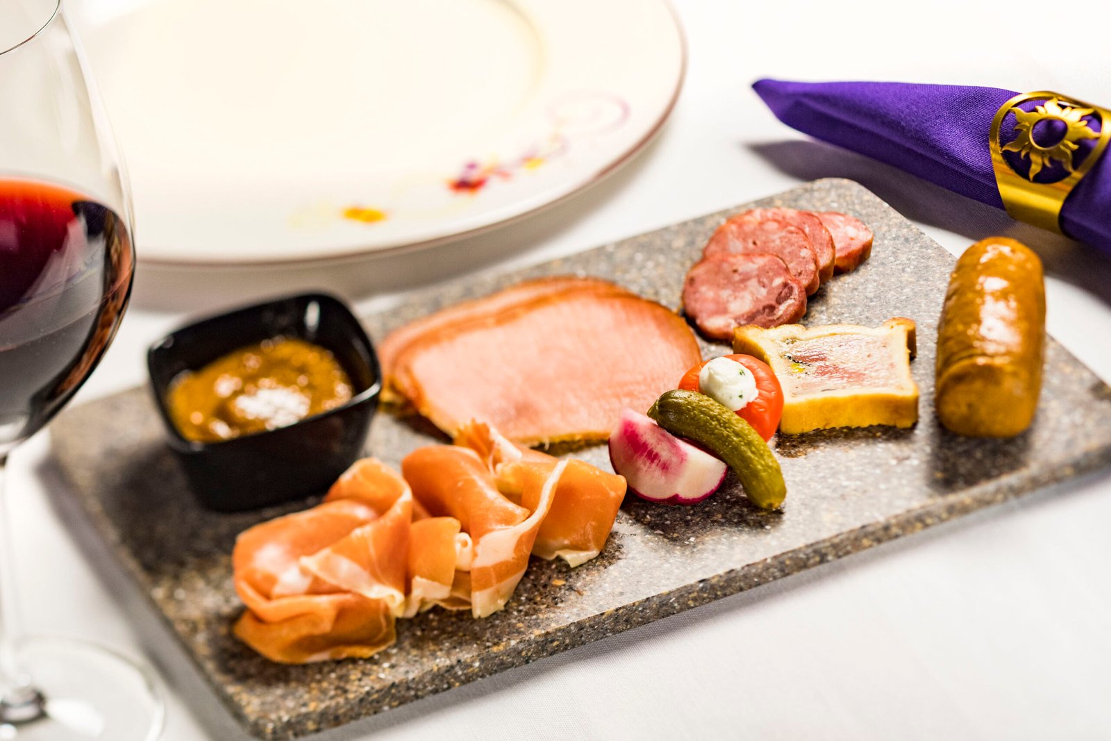 Snuggly Duckling Platter – Courtesy Disney Cruise Line